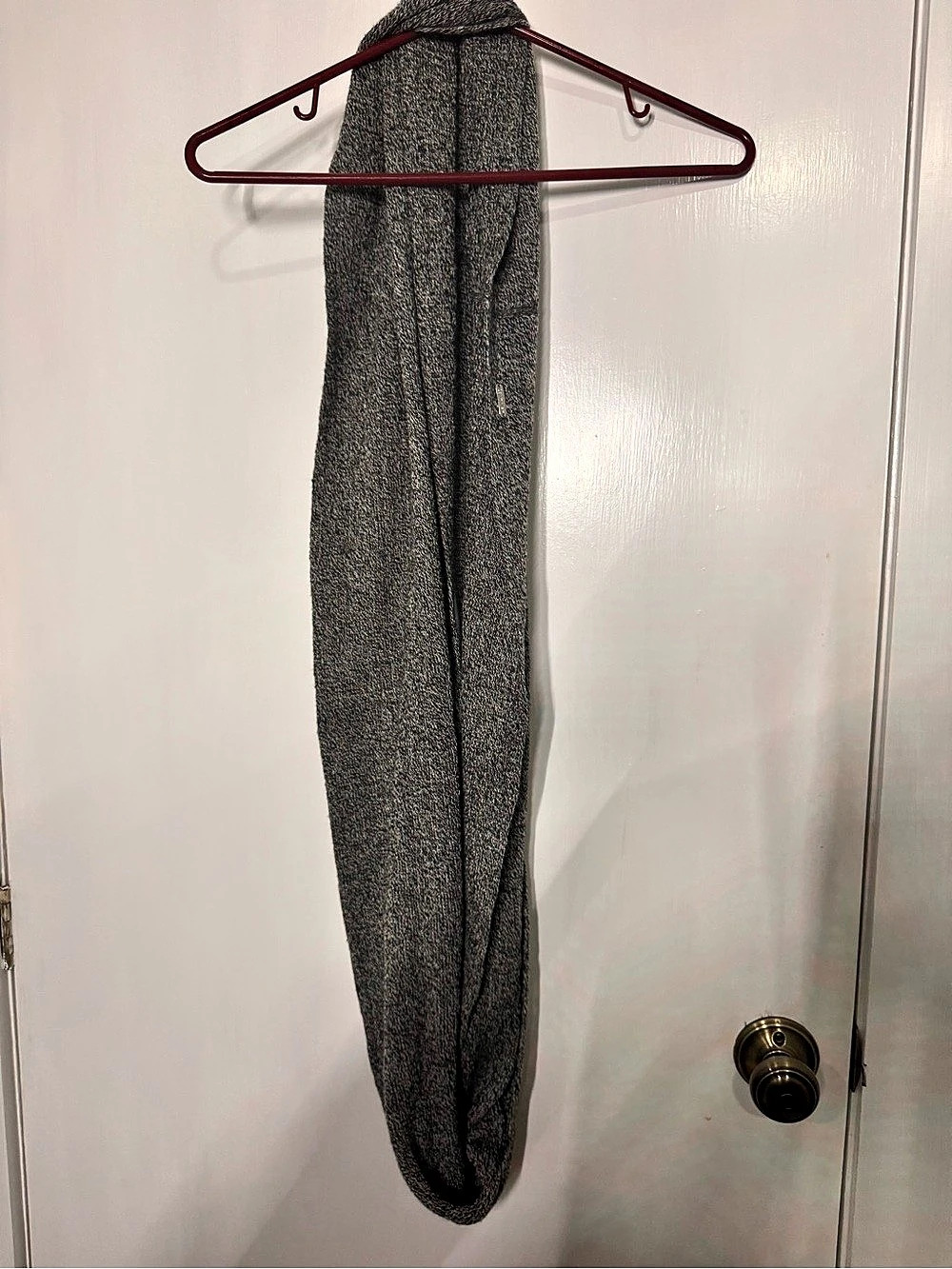 Calvin Klein Knit Infinity Scarf in Gray & Black Like New